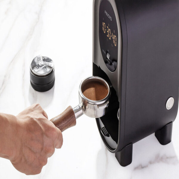 Felicita Oval Automatic Coffee Tamper (Black) - Image 4